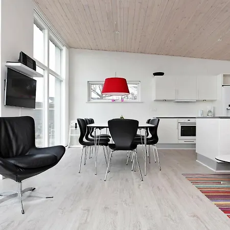 Four-bedroom In Aabenraa 4 *